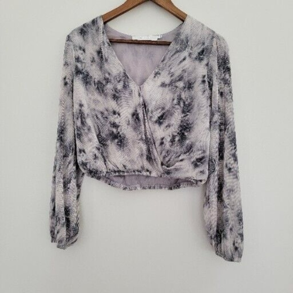 Astr the Label Women's Size Small Tie Dye Long Sleeve Crop Top‎